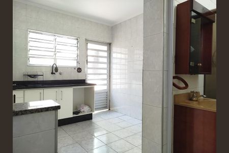 Casa 1: Área de serviço de casa para alugar com 4 quartos, 200m² em Vila Carrão, São Paulo