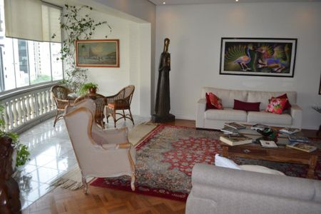 Apartamento à venda com 2 quartos, 350m² em Bela Vista, São Paulo
