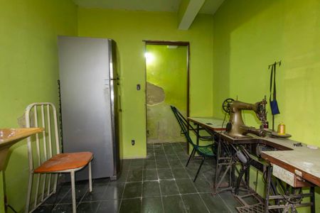 Quarto de casa para alugar com 1 quarto, 45m² em Vila Uniao (zona Leste), São Paulo