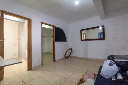 Casa 1 de casa à venda com 6 quartos, 180m² em Vila Uniao (zona Leste), São Paulo