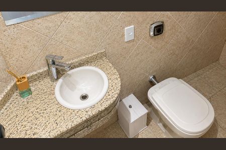 Casa para alugar com 311m², 3 quartos e sem vaga Casa para alugar com 311m², 3 quartos e sem vagaBanheiro 4