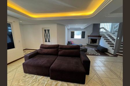 Casa para alugar com 311m², 3 quartos e sem vaga Casa para alugar com 311m², 3 quartos e sem vagaSala