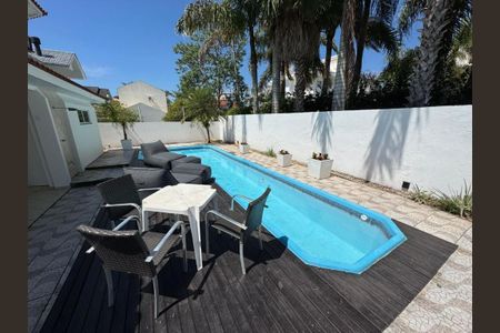 Casa para alugar com 311m², 3 quartos e sem vaga