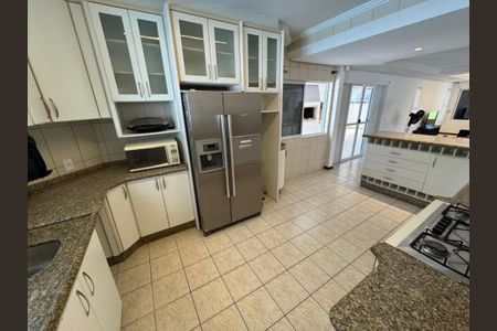 Casa para alugar com 311m², 3 quartos e sem vaga Casa para alugar com 311m², 3 quartos e sem vagaCozinha