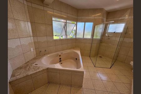 Casa para alugar com 311m², 3 quartos e sem vaga Casa para alugar com 311m², 3 quartos e sem vagaBanheiro 5