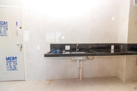 Apartamento para alugar com 34m², 2 quartos e sem vaga Apartamento para alugar com 34m², 2 quartos e sem vagaCozinha e Área de Serviço