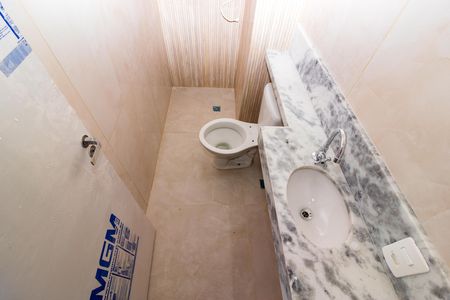 Apartamento para alugar com 34m², 2 quartos e sem vaga Apartamento para alugar com 34m², 2 quartos e sem vagaBanheiro