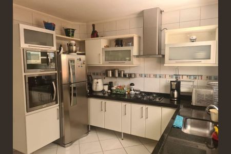 Casa à venda com 3 quartos, 128m² em Jardim Gopouva, Guarulhos