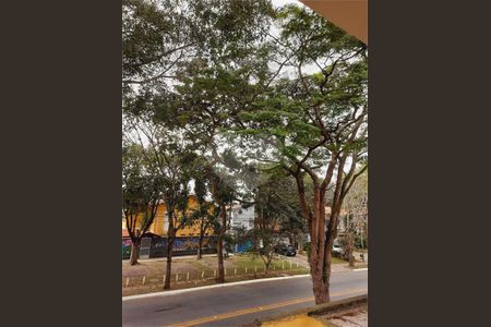 Casa à venda com 3 quartos, 129m² em Jardim Regis, São Paulo