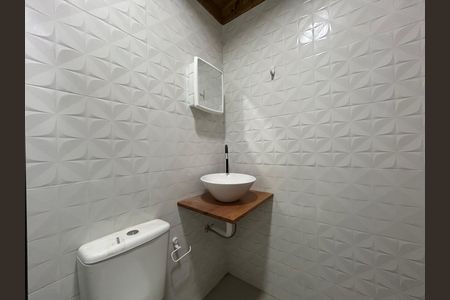 Casa para alugar com 70m², 2 quartos e 2 vagas Casa para alugar com 70m², 2 quartos e 2 vagasBanheiro suíte