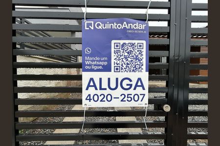 Casa para alugar com 70m², 2 quartos e 2 vagas Casa para alugar com 70m², 2 quartos e 2 vagasPlaca