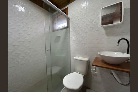 Casa para alugar com 70m², 2 quartos e 2 vagas Casa para alugar com 70m², 2 quartos e 2 vagasBanheiro suíte