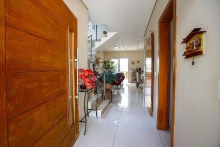 Casa à venda com 233m², 3 quartos e 4 vagas