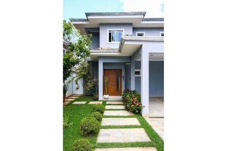 Casa à venda com 233m², 3 quartos e 4 vagas