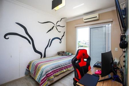 Casa à venda com 233m², 3 quartos e 4 vagas