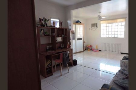 Casa para alugar com 2 quartos, 103m² em Campo Grande, Rio de Janeiro