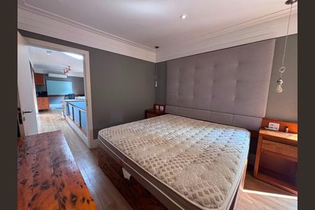 Casa à venda com 3 quartos, 283m² em Paineiras do Morumbi, São Paulo