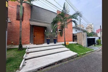 Casa à venda com 3 quartos, 283m² em Paineiras do Morumbi, São Paulo