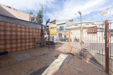 Garagem de casa à venda com 2 quartos, 124m² em Parque Edu Chaves, São Paulo