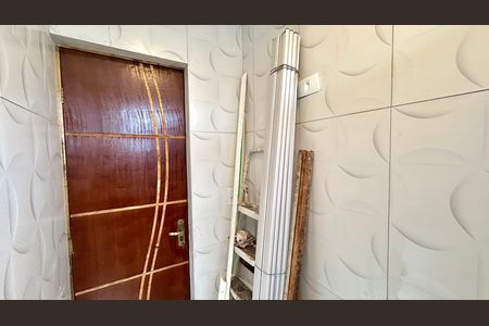 Banheiro de apartamento para alugar com 2 quartos, 51m² em Taboão, Guarulhos