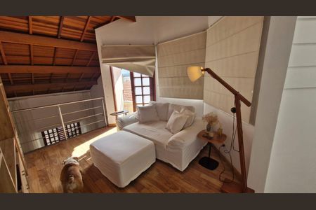 Casa à venda com 3 quartos, 244m² em Vila Augusta, Guarulhos