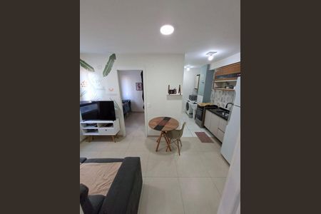 Apartamento à venda com 2 quartos, 37m² em Vila das Bandeiras, Guarulhos