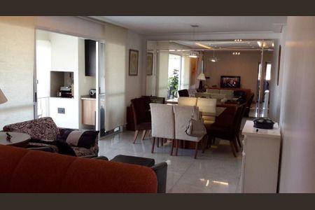 Apartamento à venda com 3 quartos, 121m² em Jardim Caravelas, São Paulo