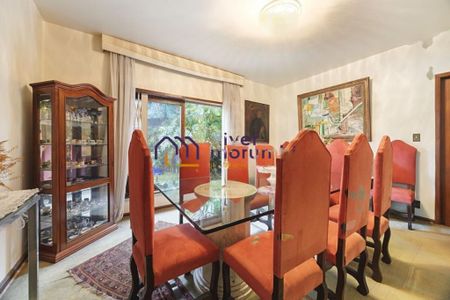 Casa à venda com 5 quartos, 450m² em Morumbi, São Paulo