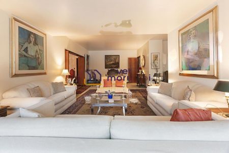 Casa à venda com 5 quartos, 450m² em Morumbi, São Paulo
