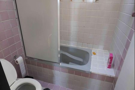 Casa de condomínio à venda com 500m², 3 quartos e 4 vagasBanheiro da Suite 2