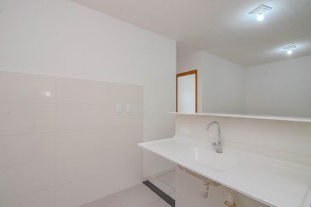 Apartamento para alugar com 35m², 2 quartos e 1 vaga Apartamento para alugar com 35m², 2 quartos e 1 vagaCozinha e Área de Serviço