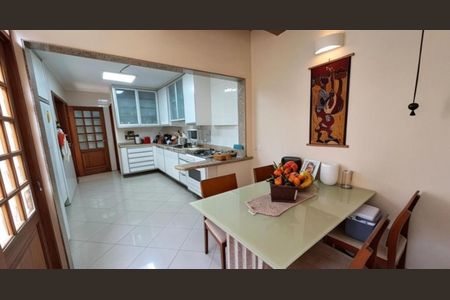 Casa à venda com 3 quartos, 120m² em Vila da Saúde, São Paulo