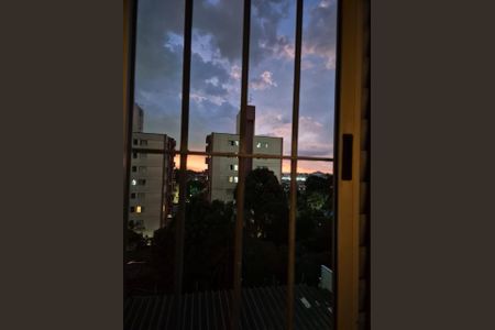 Vista do quarto de apartamento para alugar com 3 quartos, 62m² em Vila Mangalot, São Paulo