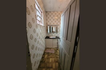 Casa à venda com 233m², 4 quartos e 3 vagas