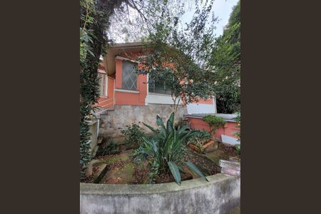 Casa à venda com 233m², 4 quartos e 3 vagas