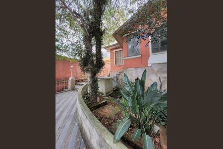 Casa à venda com 233m², 4 quartos e 3 vagas
