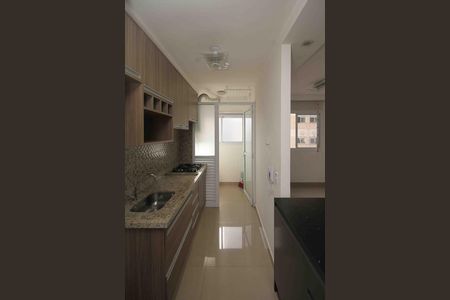 Cozinha de apartamento para alugar com 1 quarto, 35m² em Jardim Ibitirama, São Paulo