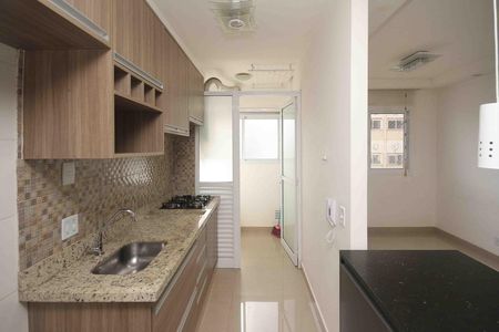 Cozinha de apartamento para alugar com 1 quarto, 35m² em Jardim Ibitirama, São Paulo