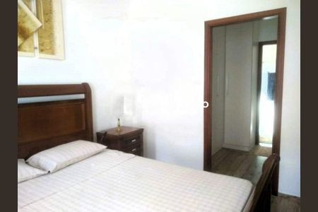 Casa à venda com 217m², 3 quartos e 5 vagas