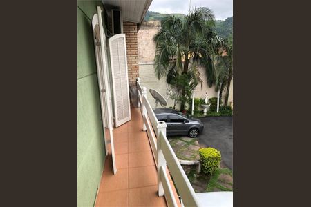 Casa à venda com 3 quartos, 125m² em Jardim das Pedras, São Paulo
