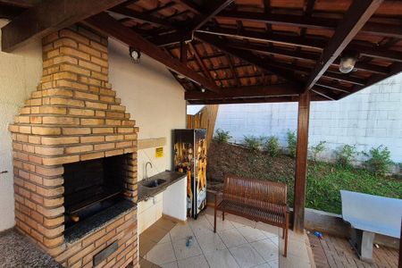 Apartamento à venda com 49m², 2 quartos e 1 vaga Apartamento à venda com 49m², 2 quartos e 1 vagaÁrea comum - Churrasqueira