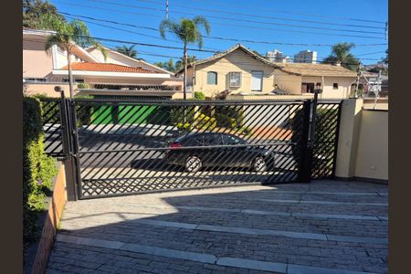 Casa à venda com 243m², 4 quartos e 5 vagas