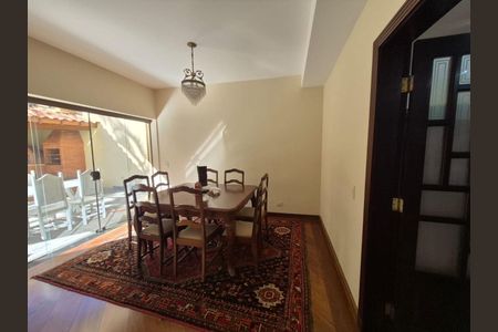 Casa à venda com 4 quartos, 243m² em Morumbi, São Paulo
