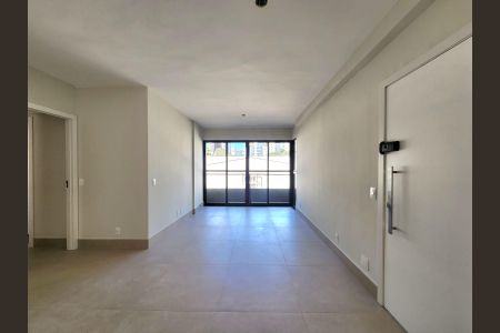 Apartamento à venda com 85m², 3 quartos e 2 vagas Apartamento à venda com 85m², 3 quartos e 2 vagasSala