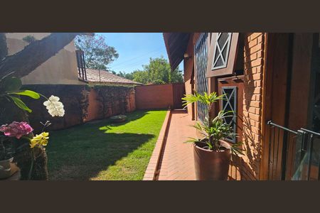 Casa à venda com 412m², 3 quartos e 8 vagas