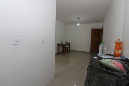 Cozinha de apartamento para alugar com 3 quartos, 46m² em Vila Talarico, São Paulo