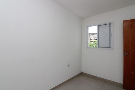 Quarto 2 de apartamento para alugar com 3 quartos, 46m² em Vila Talarico, São Paulo