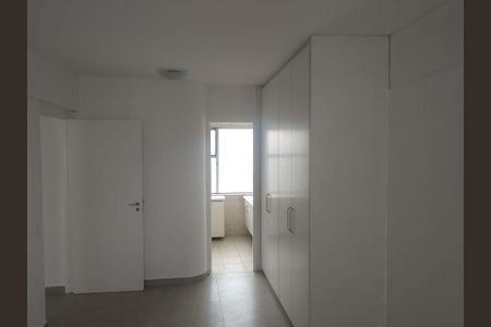 Apartamento à venda com 3 quartos, 150m² em Moema, São Paulo