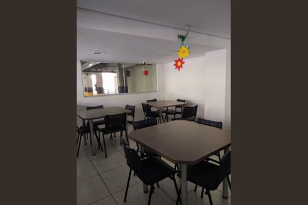 Apartamento à venda com 3 quartos, 60m² em Cabral, Contagem