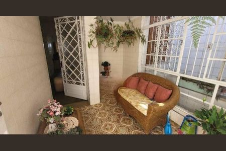 Casa à venda com 3 quartos, 200m² em Vila Prudente, São Paulo
